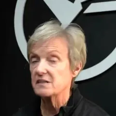 Joy, an Excape member